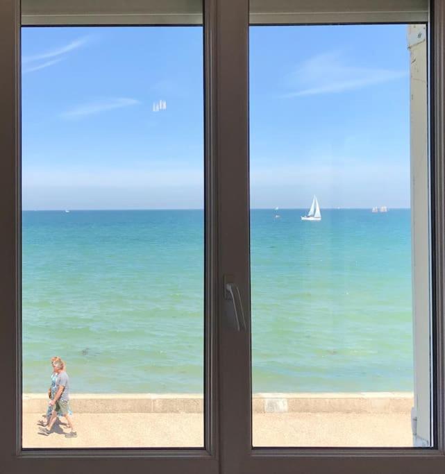 Vue Exceptionnelle En Front De Mer, 8 Personnes Ver-sur-Mer Luaran gambar