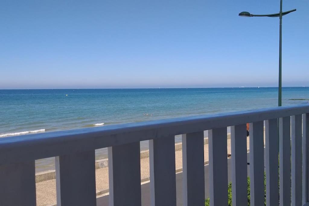Vue Exceptionnelle En Front De Mer, 8 Personnes Ver-sur-Mer Luaran gambar